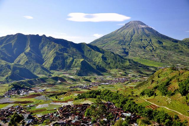 Objek Wisata Dataran Tinggi Dieng Jawa Tengah