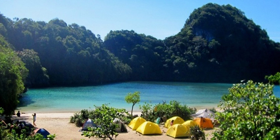 Pantai Pulau Sempu Wisata Pantai Populer Di Malang