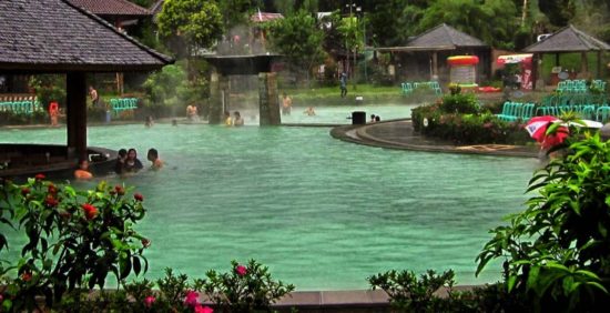 Air Panas Ciater tempat wisata di Bandung yang mudah dijangkau